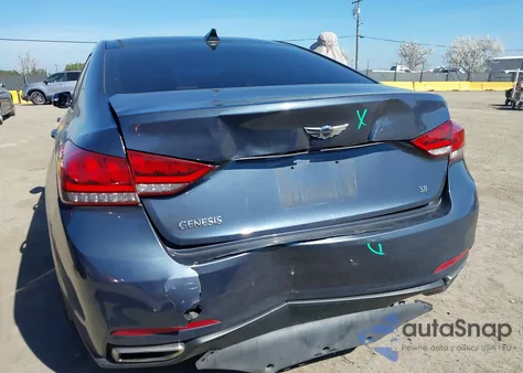 2015 Hyundai Genesis 3.8 z USA, uszkodzony, nr VIN KMHGN4JE1FU041266